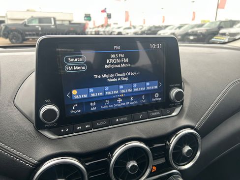 Used 2023 Nissan Sentra SV w/ Trunk Package image 16