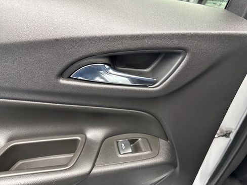 Used 2020 Chevrolet Equinox LT AWD/4WD image 35