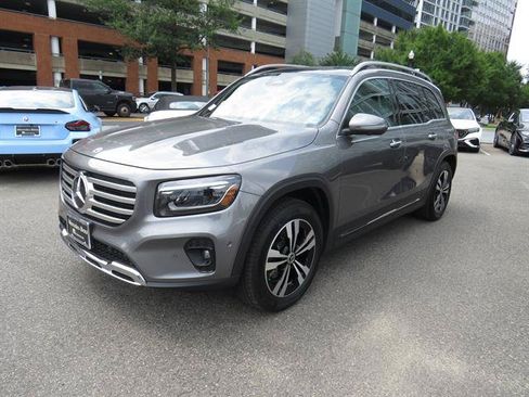 Used 2026 Mercedes-Benz GLB 250 4MATIC image 1
