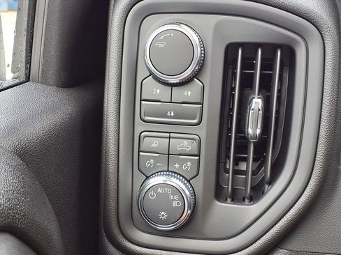 New 2026 GMC Sierra 2500 Pro image 11