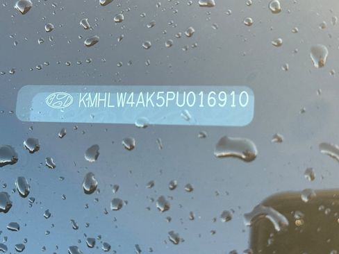 Used 2023 Hyundai Elantra N image 2