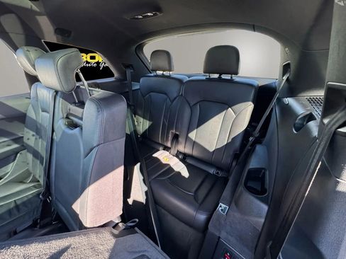 Used 2017 Audi Q7 3.0T Premium Plus image 11