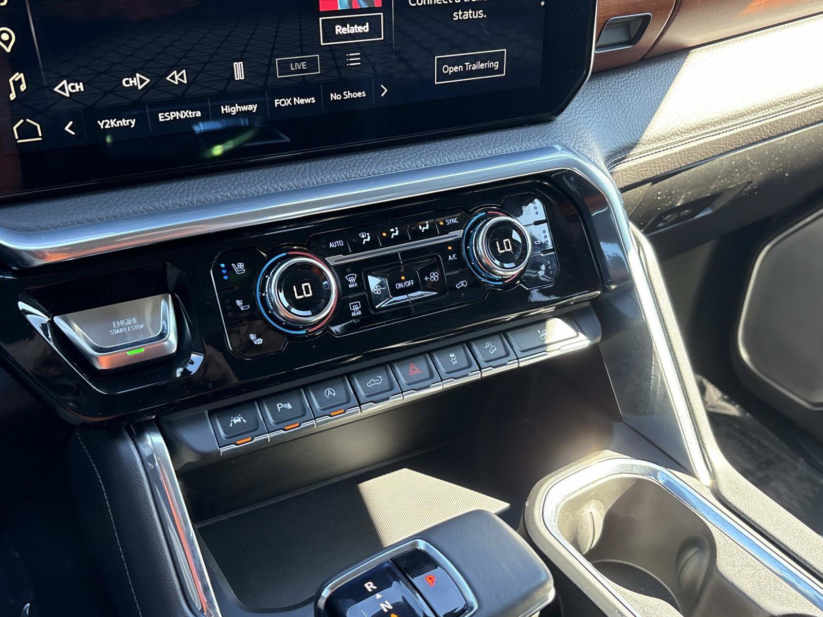 Used 2022 GMC Sierra 1500 Denali w/ Technology Package AWD/4WD image 25