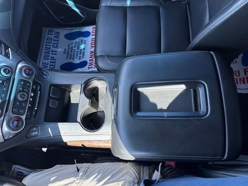 Used 2019 Chevrolet Tahoe LT image 37