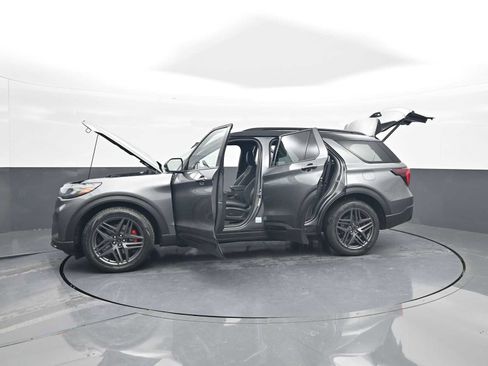 New 2026 Ford Explorer ST image 65