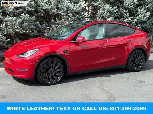 Used 2023 Tesla Model Y Performance AWD/4WD image 1