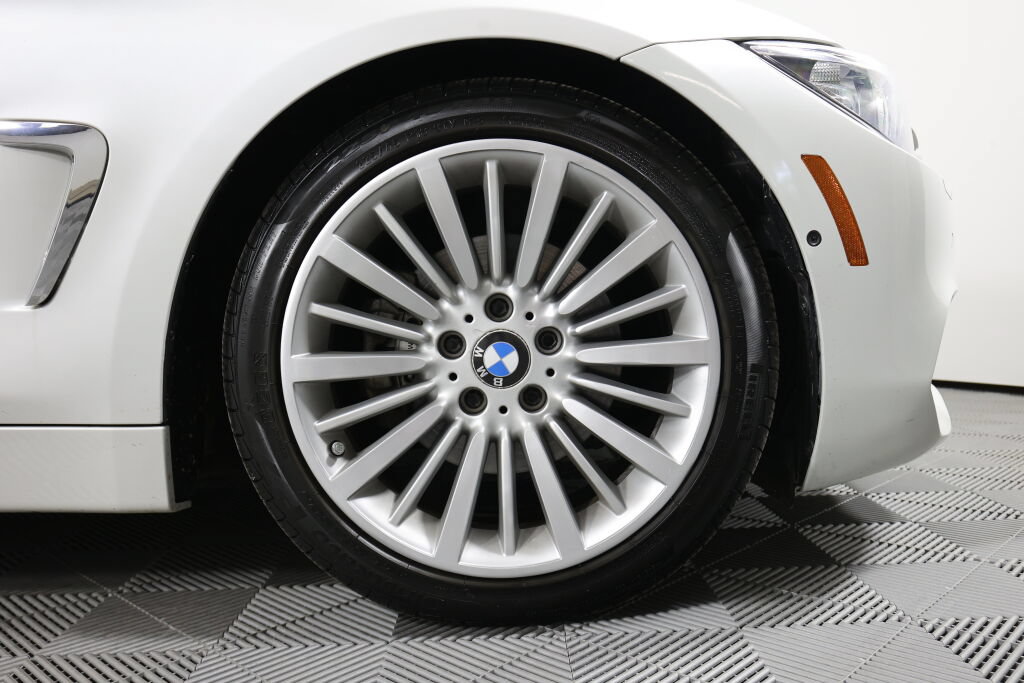 Used 2014 BMW 428i Convertible RWD image 3