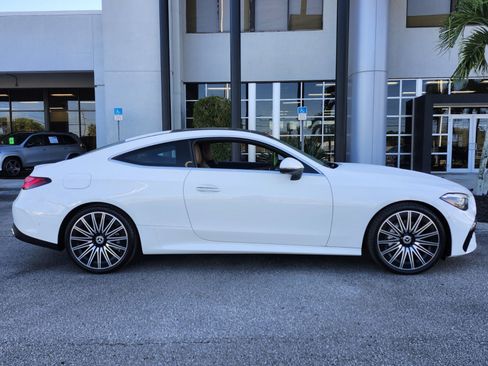 Certified 2024 Mercedes-Benz CLE 300 4MATIC Coupe image 3