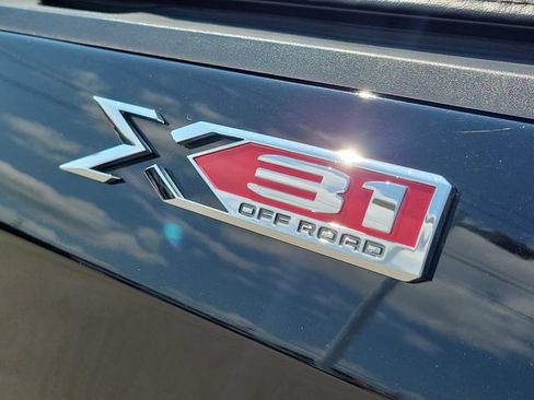 Used 2020 GMC Sierra 1500 SLT w/ SLT Premium Plus Package AWD/4WD image 10