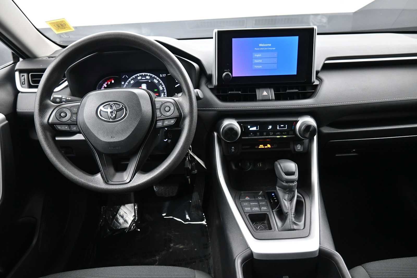 Certified 2023 Toyota RAV4 LE AWD/4WD image 18