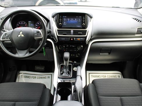 Used 2019 Mitsubishi Eclipse Cross ES AWD/4WD image 8