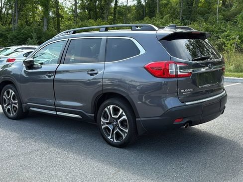 Used 2024 Subaru Ascent Limited w/ Technology Package AWD/4WD image 8