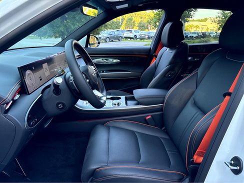 New 2026 Genesis GV70 3.5T Sport Advanced image 29