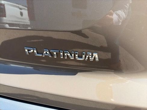 Used 2023 Nissan Pathfinder Platinum w/ Cargo Package FWD image 7