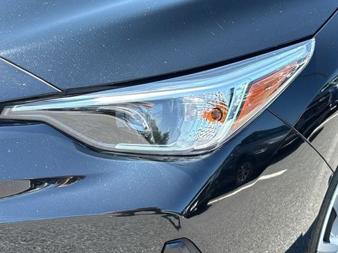 Certified 2024 Subaru Impreza 2.0i AWD/4WD image 7
