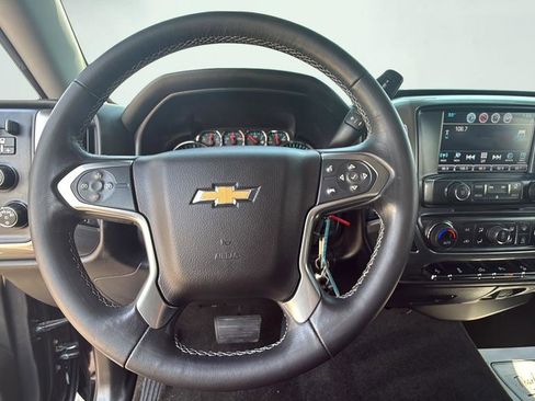 Used 2017 Chevrolet Silverado 1500 LT w/ Midnight Edition AWD/4WD image 31