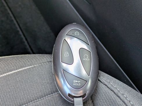 New 2026 Hyundai Santa Cruz SE FWD image 25