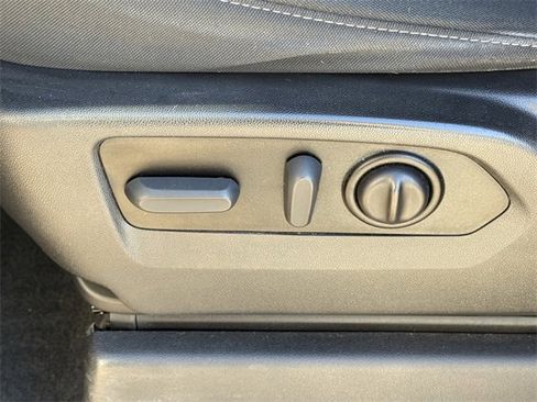 Used 2021 Chevrolet Silverado 1500 LT Trail Boss w/ Bed Protection Package image 22