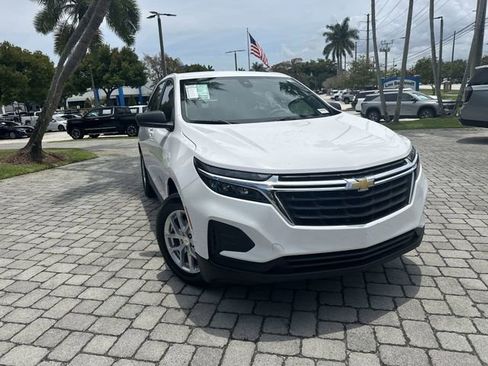 Used 2024 Chevrolet Equinox LS FWD image 34