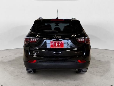 Used 2018 Jeep Compass Sport w/ Tech Group image 4