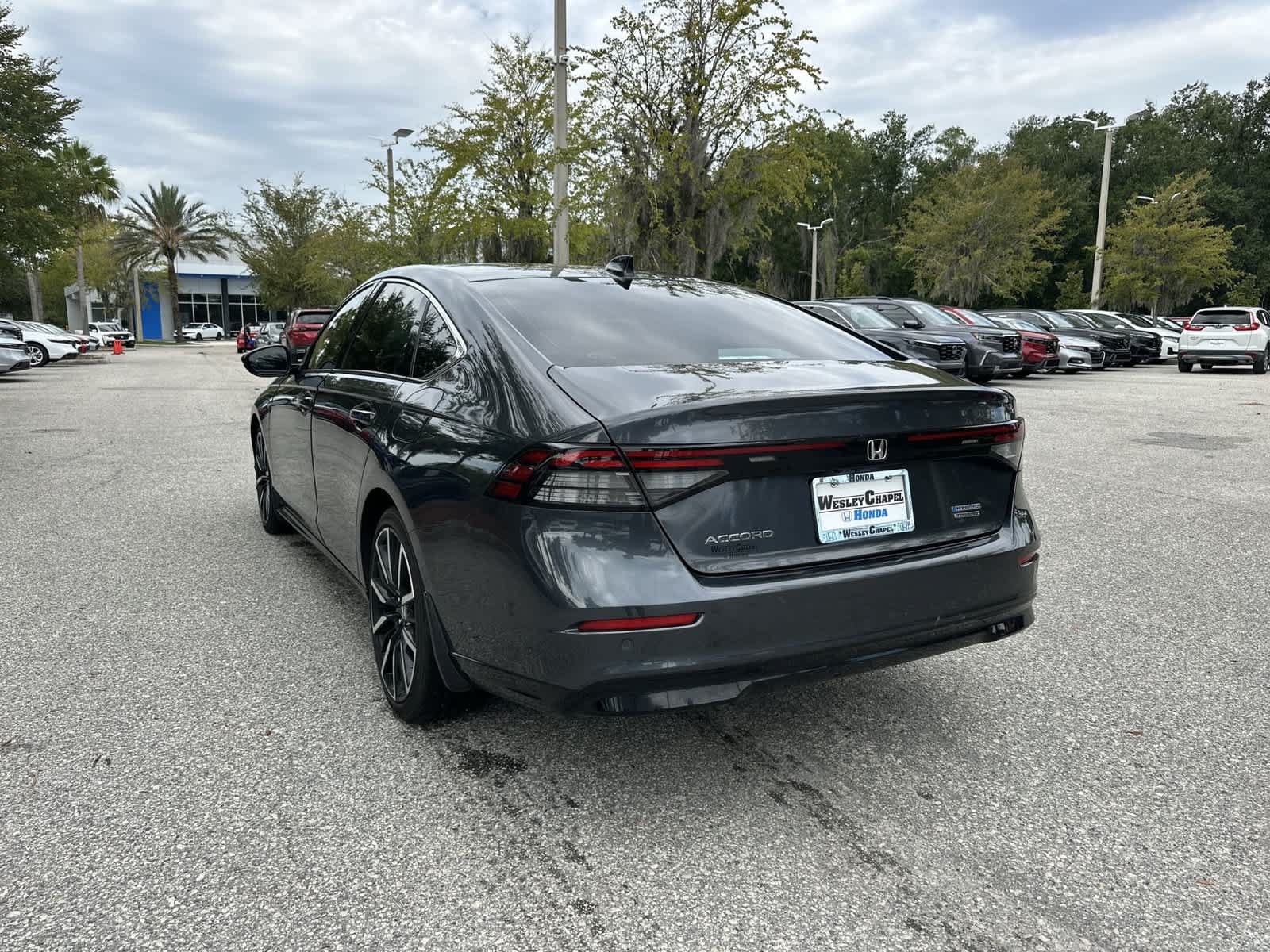 Used 2023 Honda Accord Touring image 4