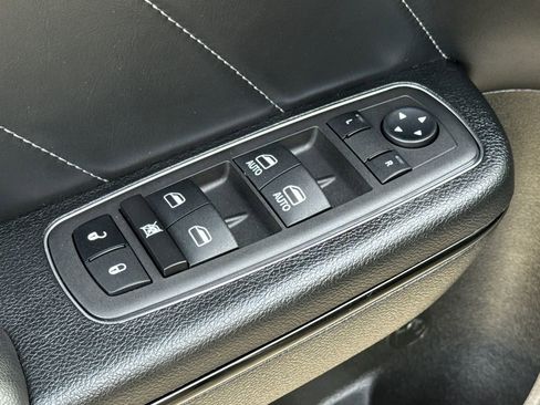 Used 2023 Dodge Charger R/T w/ Plus Group RWD image 21