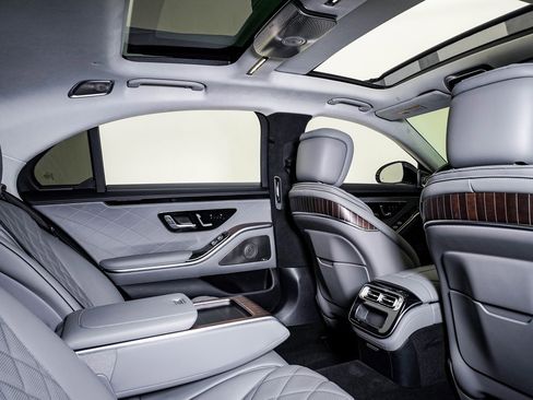 Used 2022 Mercedes-Benz S 580 4MATIC Sedan image 17