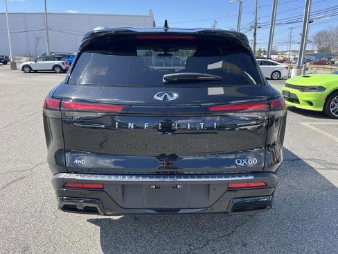 Certified 2023 INFINITI QX60 Luxe w/ Cargo Package AWD/4WD image 4