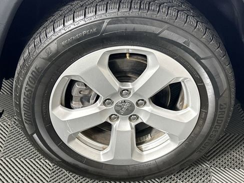 Used 2018 Jeep Compass Latitude image 10