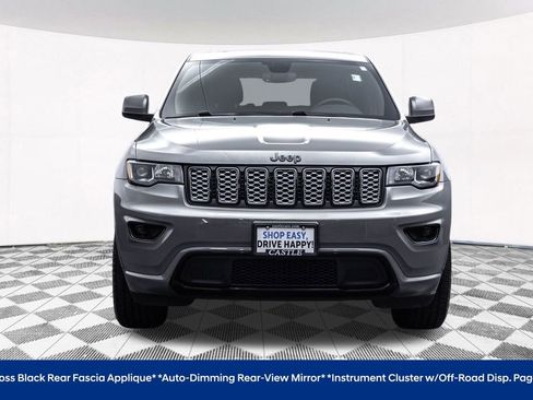 Used 2020 Jeep Grand Cherokee Altitude image 15
