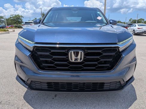 Used 2023 Honda CR-V EX image 3