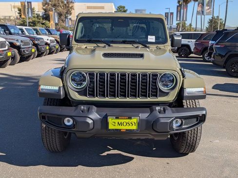 New 2026 Jeep Gladiator Sport image 2