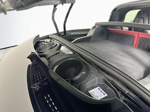 Certified 2024 Porsche 911 Targa 4 GTS image 35