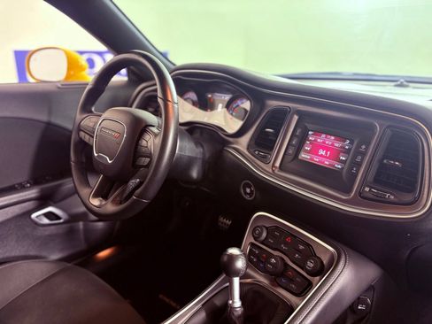 Used 2017 Dodge Challenger R/T w/ Quick Order Package 22P T/A RWD image 6