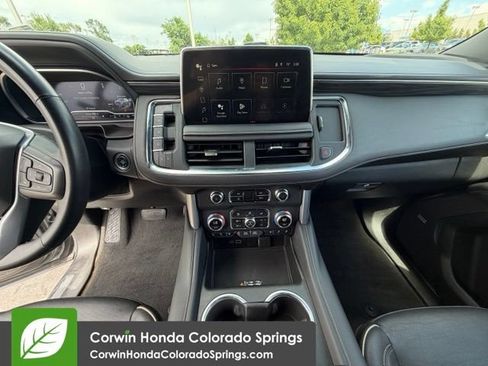 Used 2023 GMC Yukon XL SLT w/ SLT Luxury Package AWD/4WD image 26