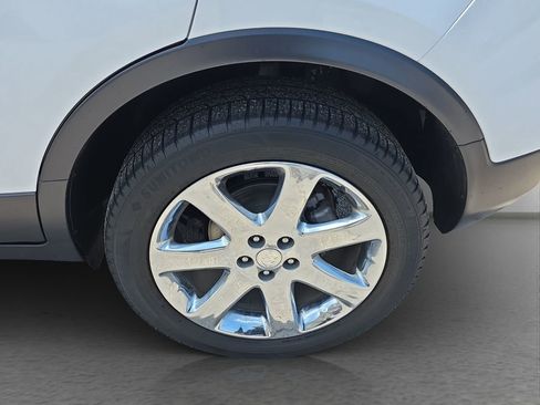 Used 2019 Buick Encore Essence w/ Experience Buick Package AWD/4WD image 5