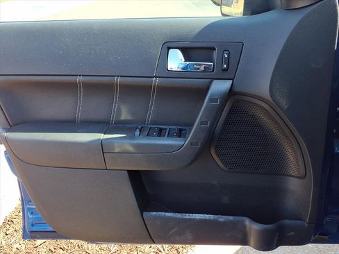 Used 2011 Ford Focus SEL w/ 301A Rapid Spec Order Code image 18