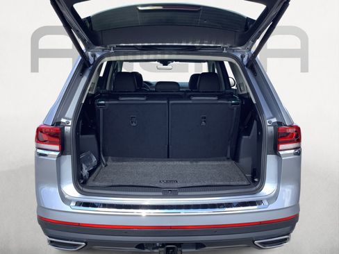 New 2026 Volkswagen Atlas SE FWD image 10