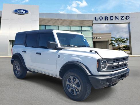 Used 2025 Ford Bronco Big Bend image 3