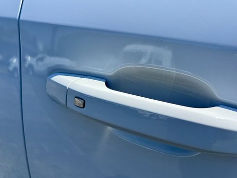 Used 2020 Chevrolet Silverado 1500 LT w/ Texas Edition image 11