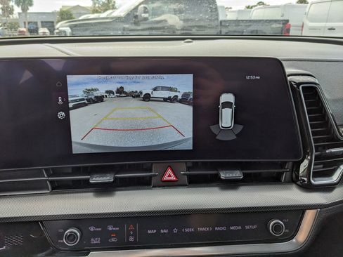 Used 2023 Kia Sportage SX image 24