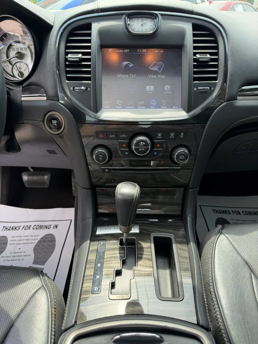 Used 2013 Chrysler 300 C RWD image 18