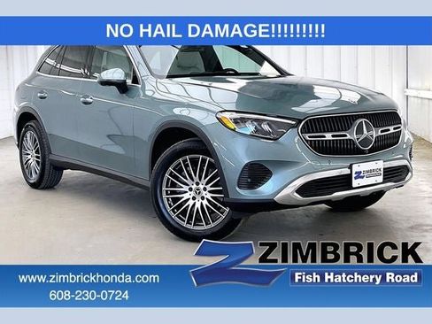 Used 2025 Mercedes-Benz GLC 300 4MATIC image 1