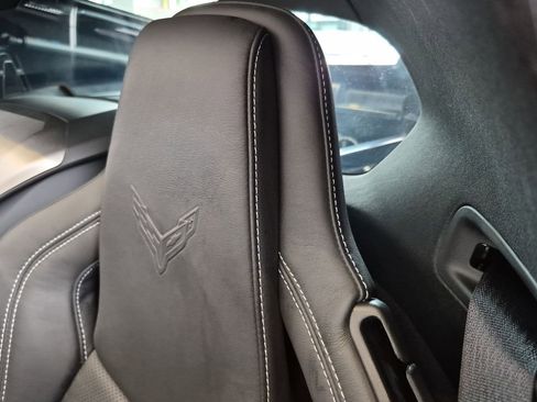Used 2025 Chevrolet Corvette Stingray Preferred Cpe w/ Z51 Performance Package RWD image 25