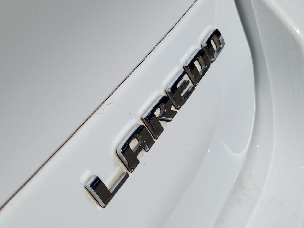 Used 2022 Jeep Grand Cherokee L Laredo w/ Luxury Tech Group I AWD/4WD image 13