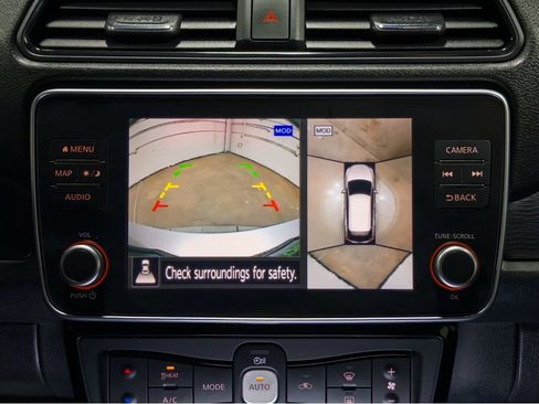 Used 2021 Nissan Leaf SV w/ SV Technology Package image 14