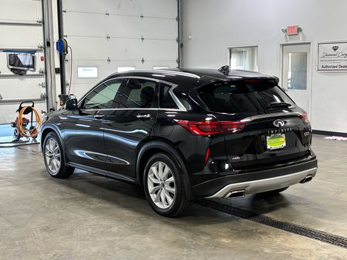 Used 2019 INFINITI QX50 Essential w/ Premium Heat Package image 19