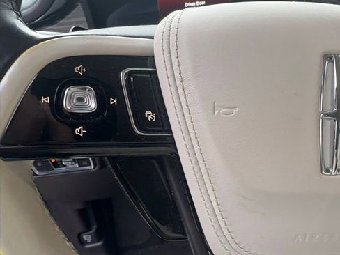 Used 2021 Lincoln Aviator Black Label w/ Dynamic Handling Package image 13