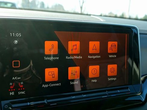 New 2026 Volkswagen Atlas Peak Edition image 16