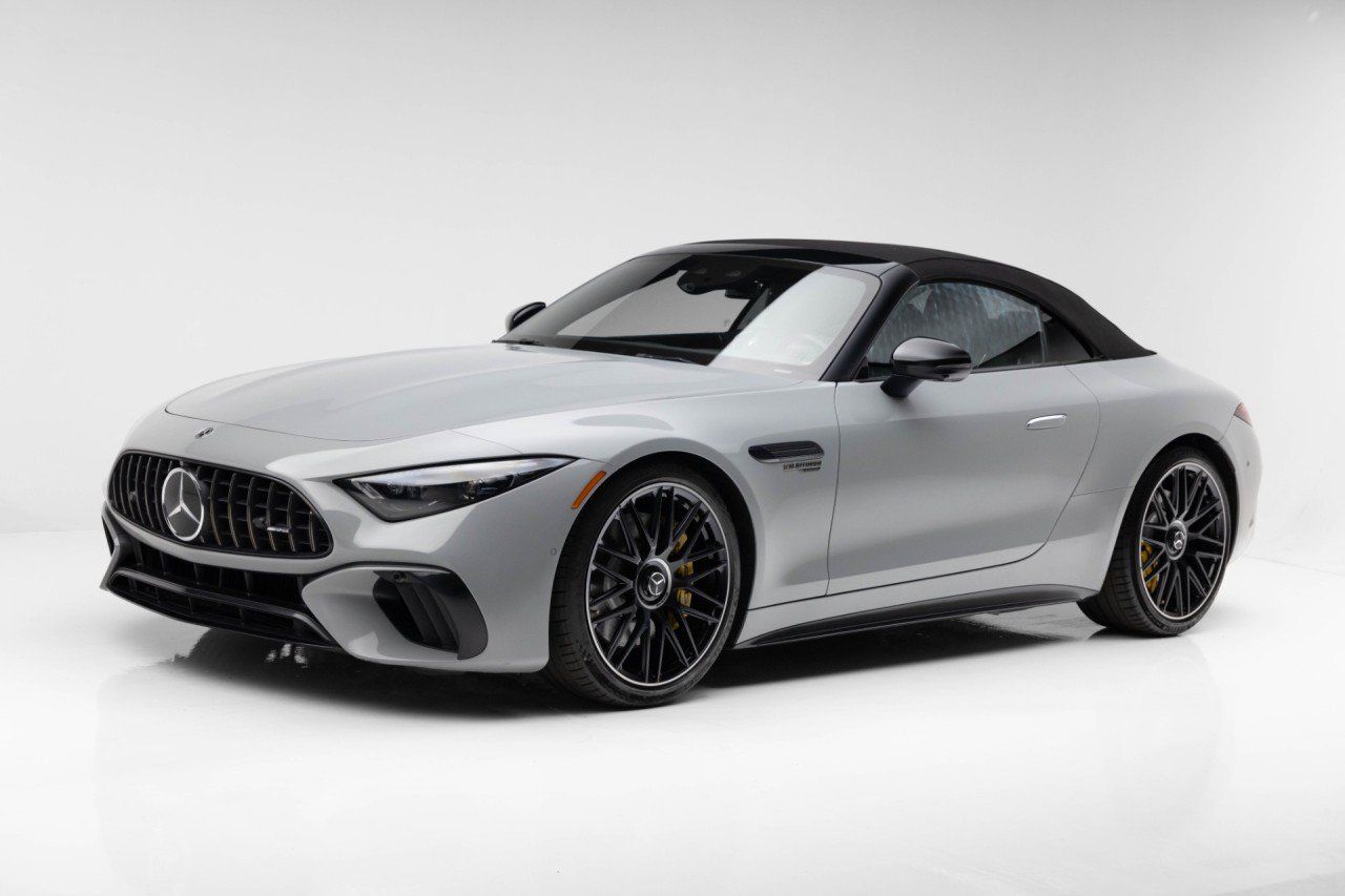 Used 2022 Mercedes-Benz SL 63 AMG 4MATIC image 25